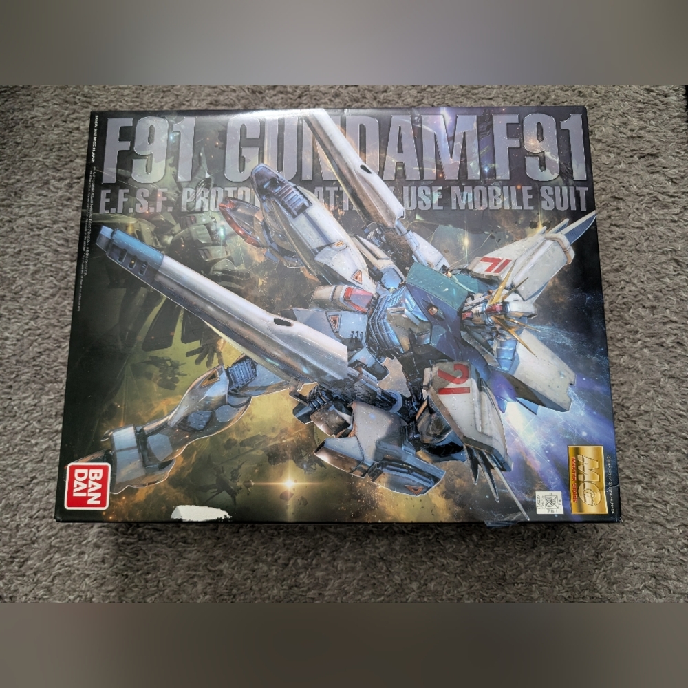 Bandai F91 Gundam Model Kit